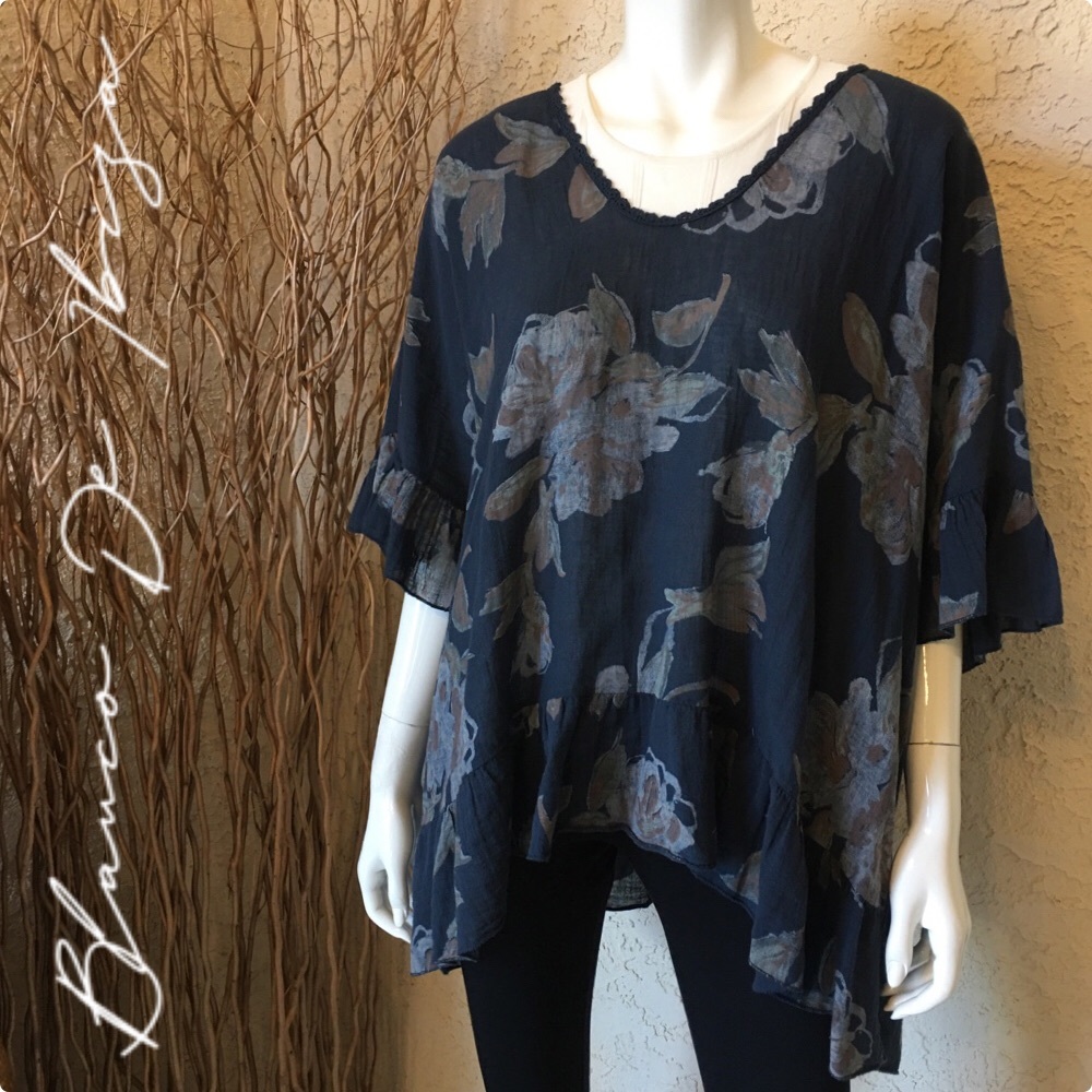 Blanco De Ibiza • by Isabel Tavares Linen Tunic Top